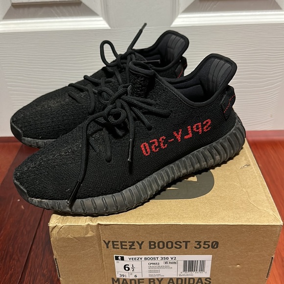 Yeezy Boost 350 - Picture 2 of 3